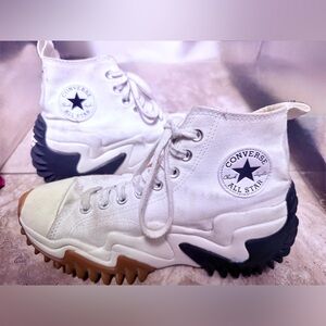 RARE Converse Chuck Taylor Platform Sneakers Men’s size 7 Women’s 8.5